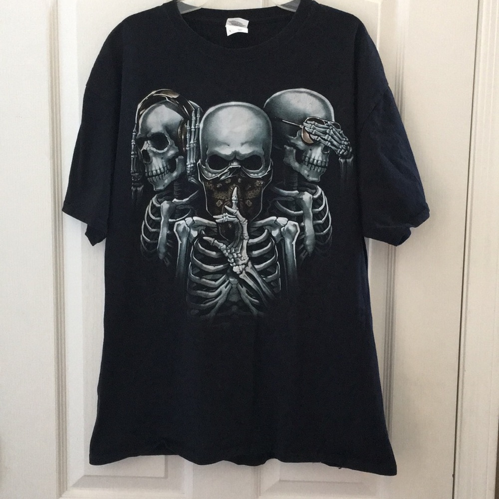 FINAL MARKDOWN Men’s FotL Hear/Speak/See No Evil Tee (L)